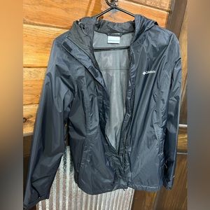 Women’s Columbia Raincoat